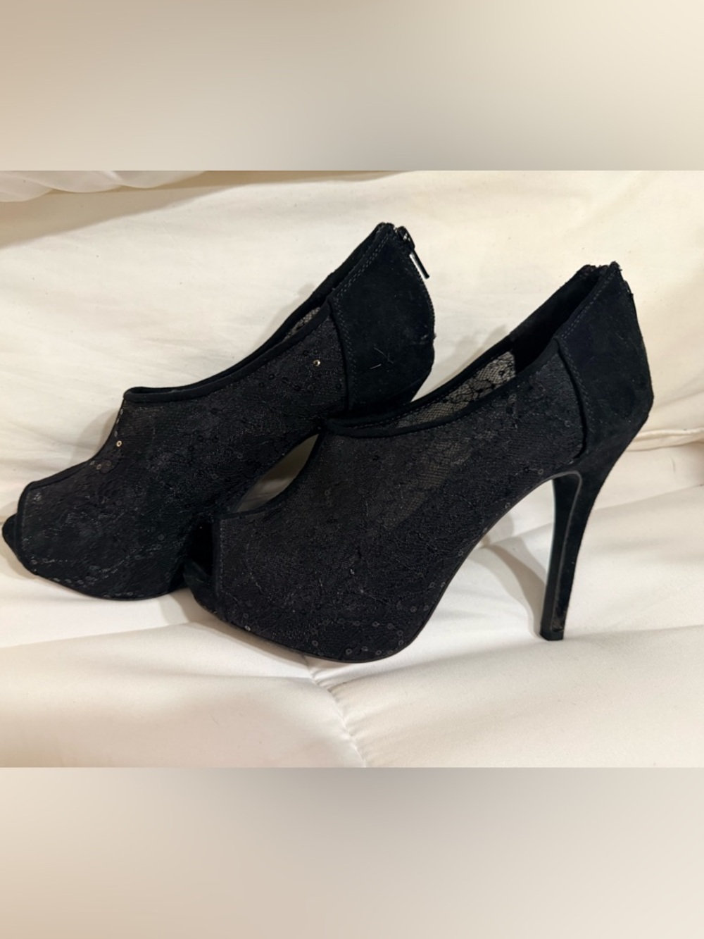 Apt. 9 Black Lace Peep-Toe Platform Pumps